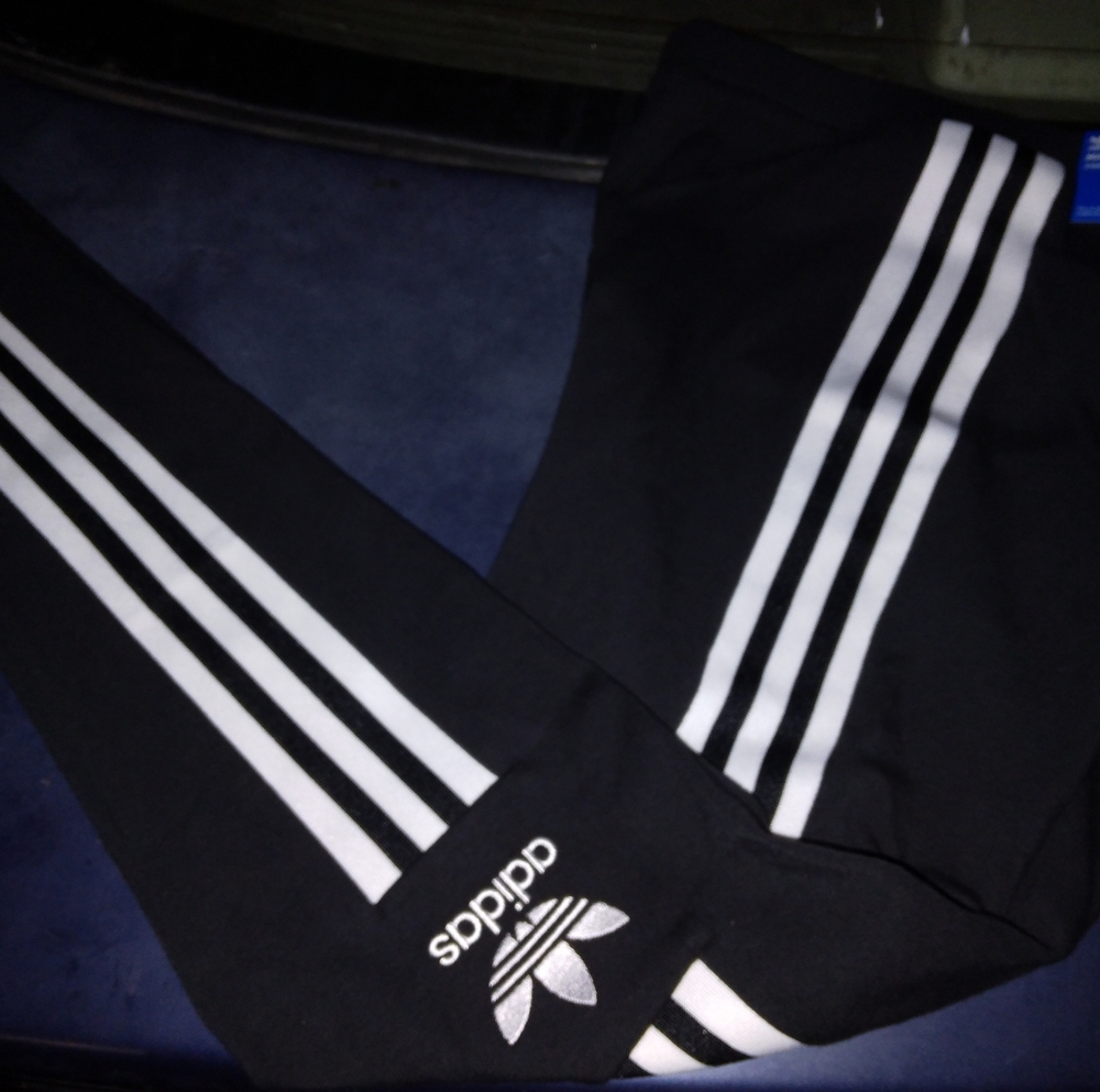 ADIDAS SWEATS